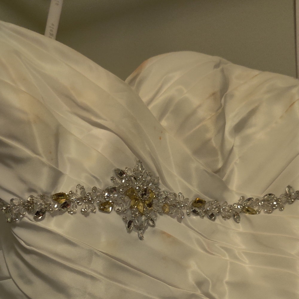 Wedding dress